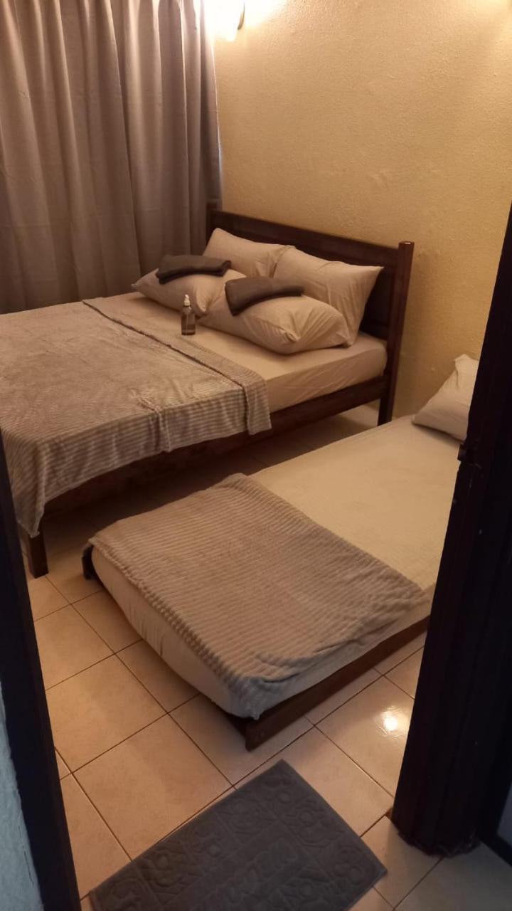 Seaput Srisayang Apartment Batu Feringgi Ngoại thất bức ảnh