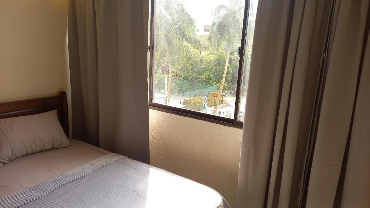 Seaput Srisayang Apartment Batu Feringgi Ngoại thất bức ảnh