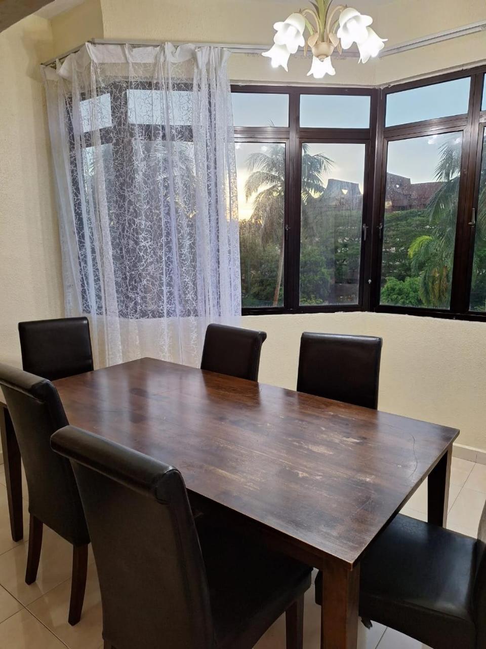 Seaput Srisayang Apartment Batu Feringgi Ngoại thất bức ảnh