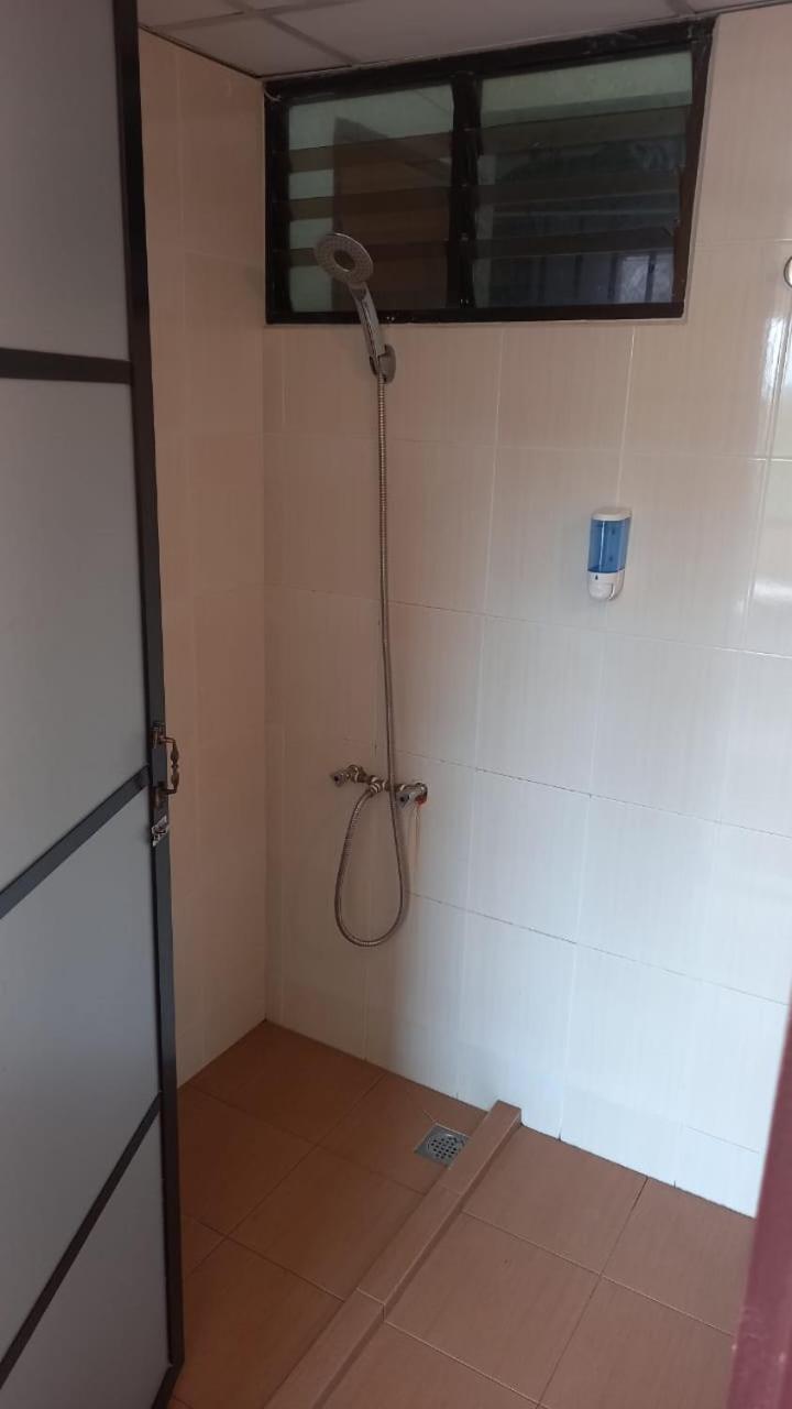 Seaput Srisayang Apartment Batu Feringgi Ngoại thất bức ảnh